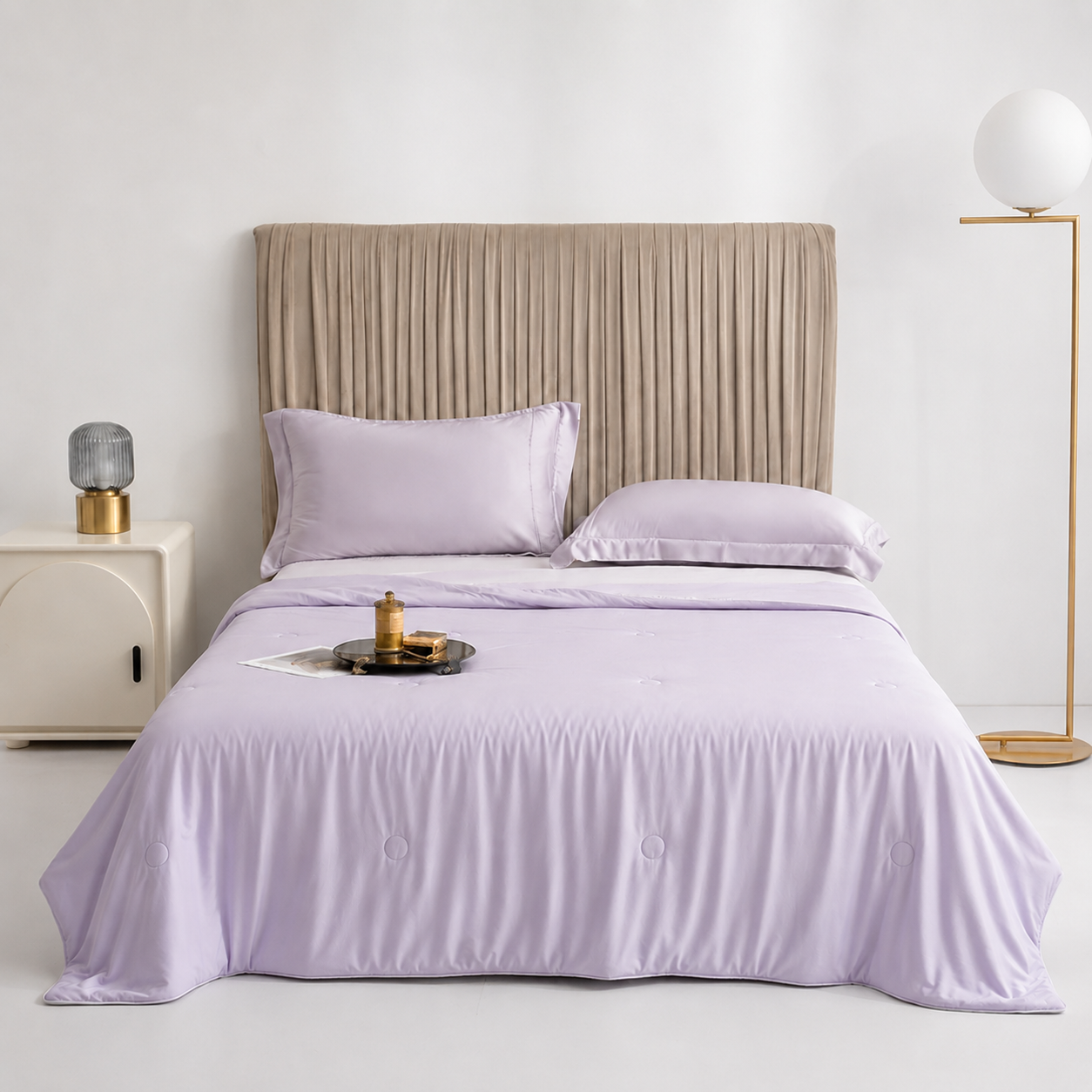 Velliti™ Cooling Silk Blanket | Temperature Regulating Bedding