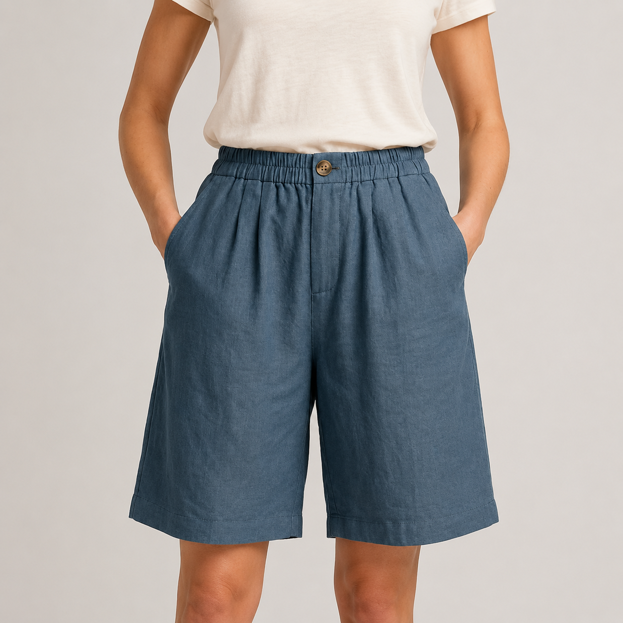 Women’s Elastic Waist Shorts with Side Pockets